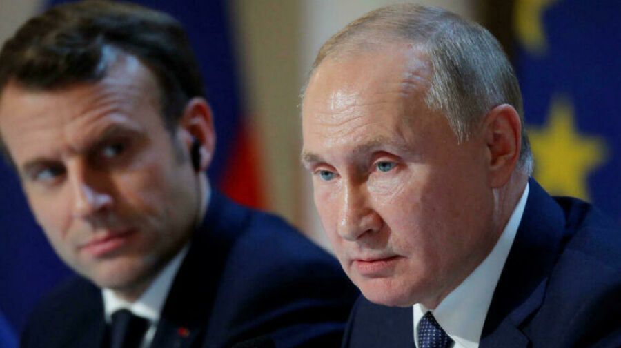 مکرون، پوتین را به “بدجنسی سیاسی” متهم کرد