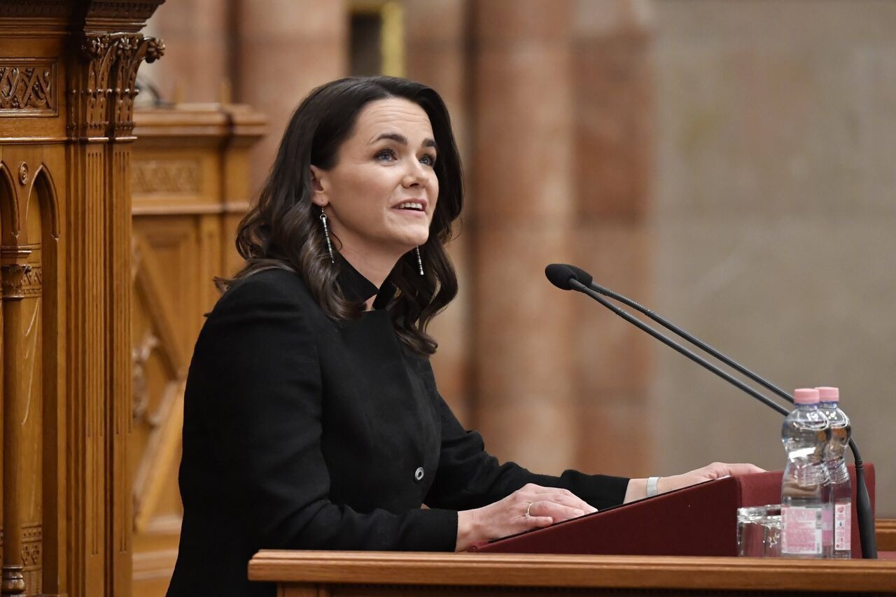پارلمان مجارستان اولین رئیس جمهوری زن را انتخاب کرد