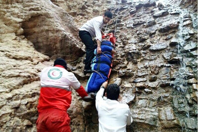 فوت ۲ نفر بر اثر سقوط از کوه در ایلام