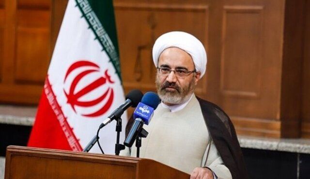تولیت آستان قدس رضوی: تا حصول نتیجه، شناسایی عاملان جنایت و برخورد جدی با هرگونه قصور در وقوع واقعه حادثه در حرم مطهر رضوی را پیگیری میکنیم