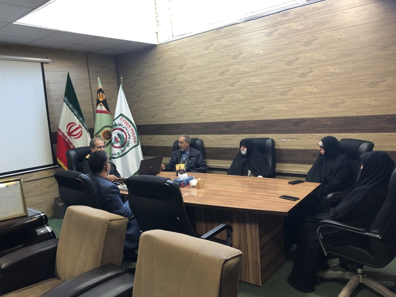 پلیس فتا در زمینه های تولید محتوا مورد نیاز ستاد بازسازی عتبات عالیات آماده همکاری می باشد