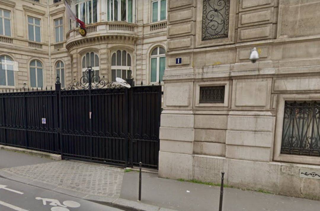 کشته شدن محافظ سفارت قطر در پاریس