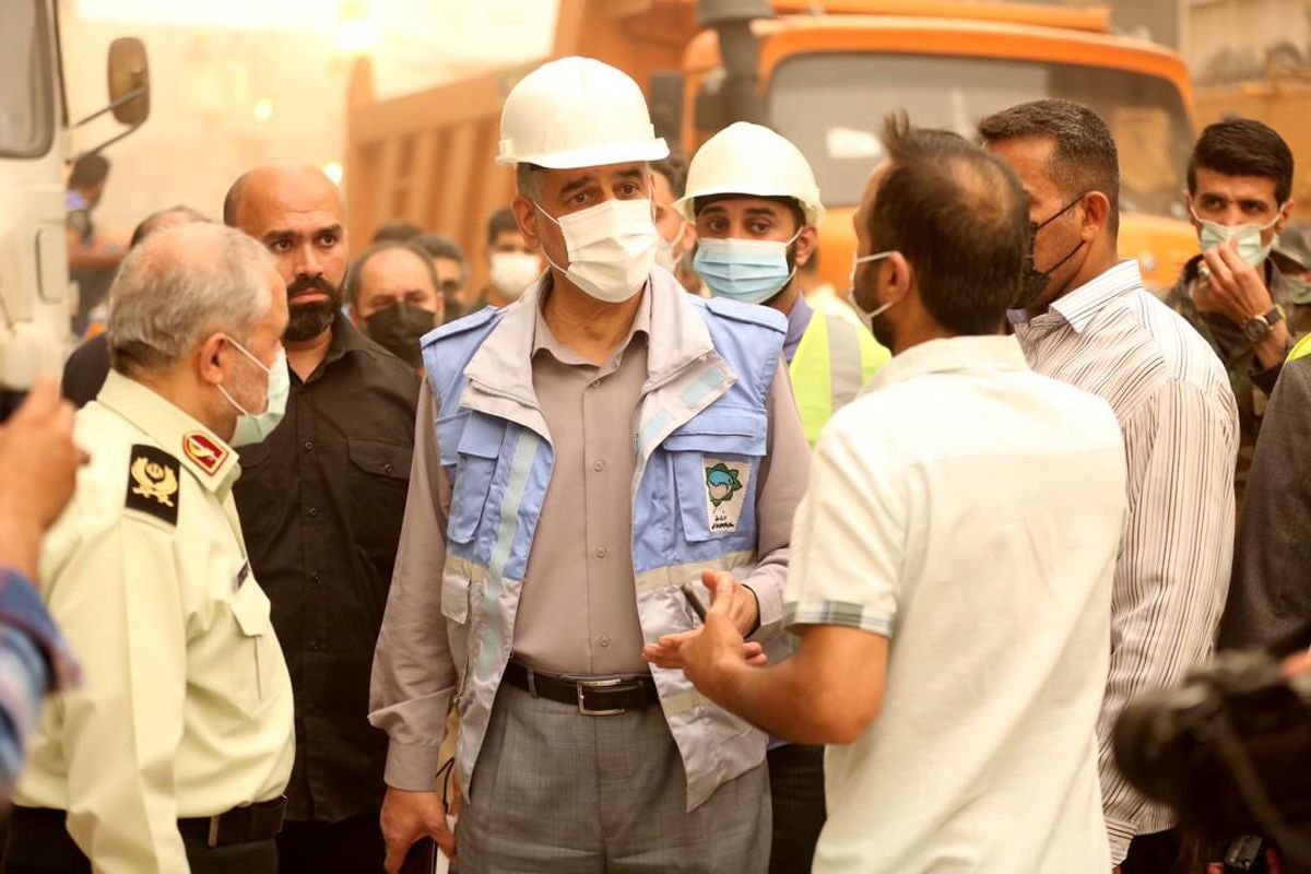 استاندار خوزستان: پرداخت خسارت آسیب‌دیدگان از محل اموال مالک متروپل