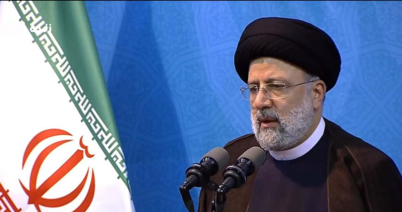 رئیس‌جمهور: می خواهم به سرعت دست به کار شوید و هواپیمایی با ۷۲ سرنشین بسازید