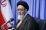 امام جمعه تبریز: طوری فرهنگ سازی شود که اگر کسی بخواهد بدون حجاب درون جامعه بیاید، قبح داشته باشد