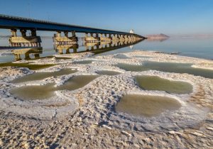 تکذیب خشکی کامل دریاچه ارومیه/ هنوز کامل خشک نشده!