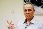 هشدار احمد زیدآبادی به مسئولان: زمان را از دست ندهید و گشت ارشاد را منحل کنید