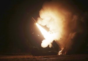 انفجار یکی از موشک‌های کره جنوبی در جریان رزمایش مشترک با آمریکا
