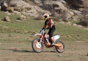 عینالی، میزبان قهرمانان موتورسواری کشور