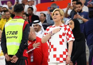 رئیس جمهور کرواسی در میان هواداران