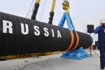 رویترز: اتحادیه اروپا با سقف قیمت ۶۰ دلار برای نفت روسیه موافقت کرد