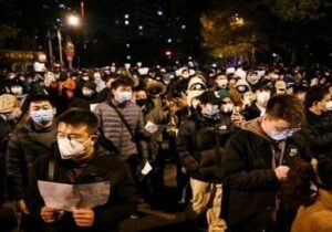 تظاهرات در چین در اعتراض به تعطیلی دانشگاه‌ها