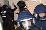 یورش ۳ هزار پلیس آلمان به مقر راست گرایان افراطی