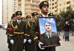 مراسم تشییع جنازه اورخان عسگراف در باکو