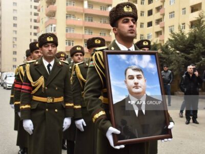مراسم تشییع جنازه اورخان عسگراف در باکو