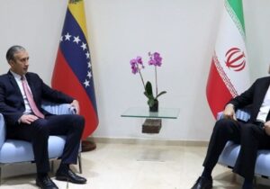وزیر نفت ونزوئلا: ایران در حوزه انرژی و فنی تجربه زیادی دارد؛ مایل به انتقال این تجربیات هستیم
