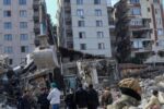 عبور قربانیان زلزله ترکیه از ۴۲ هزار نفر / اردوغان: ظرف یک سال خانه می‌سازیم