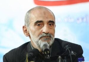 حسین شریعتمداری: ایران باید اعضای سفارت آلمان را ممنوع‌الخروج کند