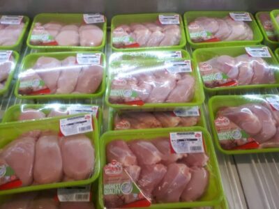 توزیع ۸۴۰ تن مرغ منجمد در آذربایجان شرقی