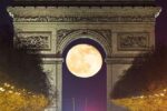 تصویر روز ناسا: تماشای ماه کامل از میان طاق پیروزی‌