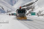 ماموران راهداری آذربایجان‌شرقی به ۲۵ خودرو گرفتار در برف کمک رسانی کردند