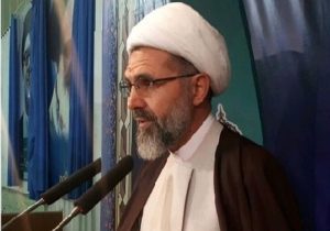 دانشجویان مراقب سیاست‌زدگی باشند