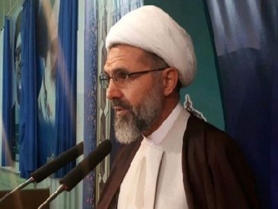 دانشجویان مراقب سیاست‌زدگی باشند