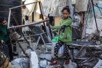 غزه ‌در هشتاد‌‌‌ و دومین روز جنگ؛ فلسطینیان پولی برای تامین احتیاجات اساسی ندارند