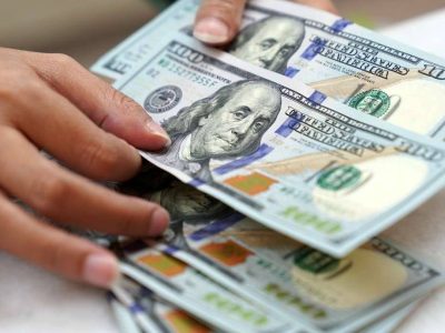 برنامه بازارساز برای کاهش قیمت دلار آزاد به ۴۷ هزار تومان