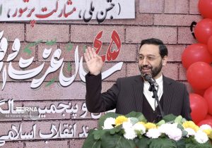 بی تفاوتی جوانان به مسائل پیرامونی، خواست دشمنان است