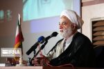 قرائتی: ترویج نماز برای نسل نو مورد غفلت واقع شده است