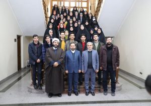 دیدار دانش‌آموزان نخبه رای اولی با استاندار آذربایجان شرقی