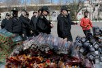کشف ۱۲هزار و ۸۰ عدد انواع مواد محترقه خارجی در تبریز