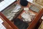 نمایش البسه صحنه شهادت آیت‌الله آل‌هاشم در موزه مشروطه تبریز
