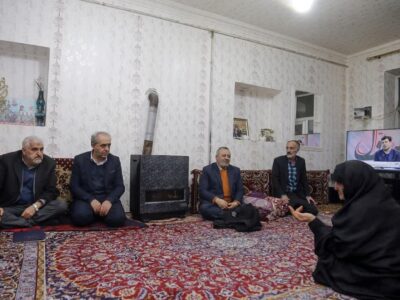 استاندار آذربایجان شرقی به دیدار تعدادی از مادران شهدا رفت