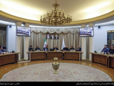 دیدار دبیرکل و اعضای حزب «ندای ایرانیان» با استاندار آذربایجان شرقی   حاضران در این دیدار با تبریک انتصاب استاندار آذربایجان شرقی، درباره مسایل روز  تبادل نظر کردند.