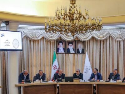 استاندار: ترخیص کالاهای اساسی در گمرکات آذربایجان شرقی سرعت یابد