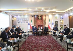 مدیرکل محیط زیست: دنبال پلمب صنایع نیستیم
