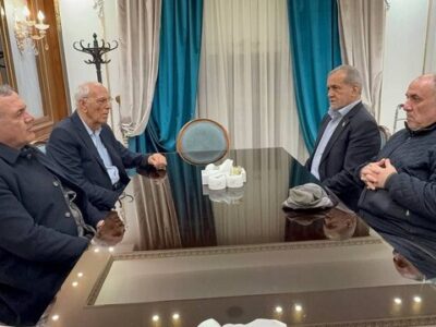 دیدار پزشکیان با حاج کریم مردانی آذر در سفر غیر رسمی به تبریز