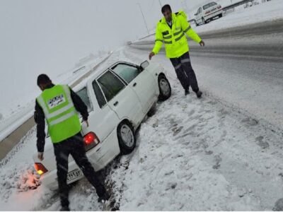 جاده‌های آذربایجان‌شرقی برفی و لغزنده است