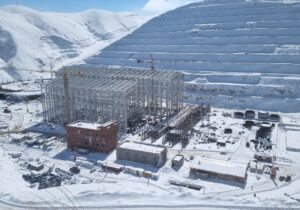معدن‌کاری در دمای ۳۰ درجه زیر صفر؛ تحقق کیمیا در سرمای طاقت‌فرسا