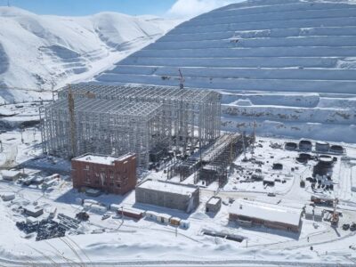 معدن‌کاری در دمای ۳۰ درجه زیر صفر؛ تحقق کیمیا در سرمای طاقت‌فرسا