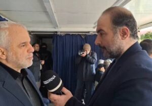 حضور حماسی مردم در راهپیمایی ۲۲ بهمن بی اثر بودن تهدیدها را نشان داد