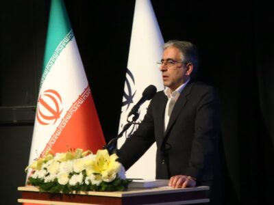 پرهیز از نگاه های سیاسی و جناحی لازمه موفقیت در مدیریت های فرهنگی و هنری است
