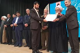 هنرمندان گمنام در حوزه‌های هنری شناسایی می‌شوند