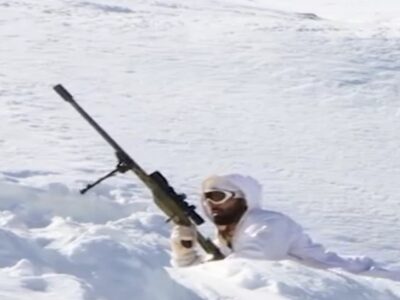 برگزاری عملیات رزم در برف در شبستر