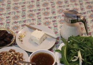 روزه گرفتن فرصتی برای اصلاح رفتارهای ناسالم تغذیه‌ای است