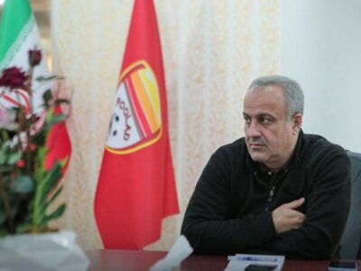 خبیری: یک آدم بی‌ادب هر کاری دلش در این فوتبال می‌خواهد انجام می‌دهد!