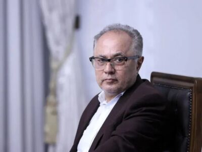 دبیری برکنار شد
