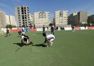 هاکی رشتهای افتخارآفرین، دور از کانون توجه